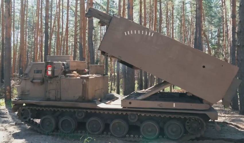 De Strijdkrachten van Oekraïne toonden voor het eerst de gevechtsfunctie van het Franse LRU-multiraketlanceersysteem