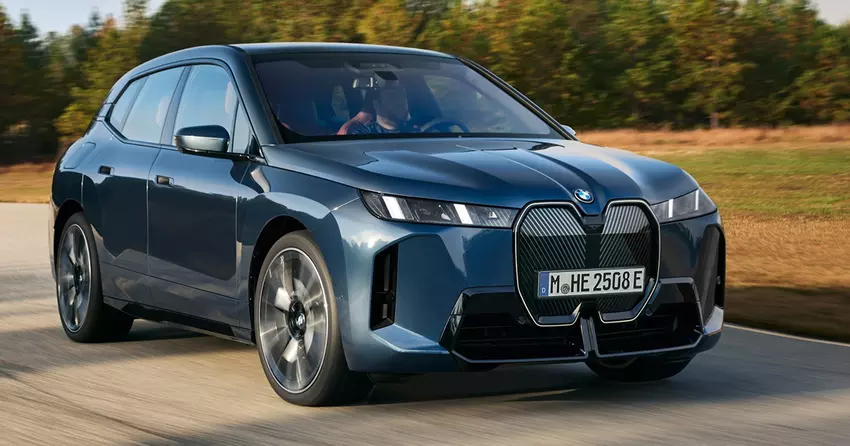 BMW iX krijgt een facelift, meer vermogen en een grotere actieradius