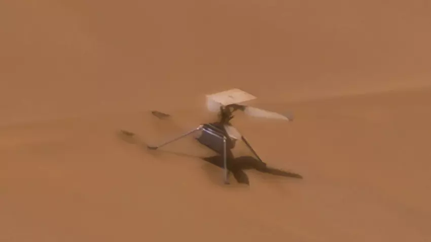 NASA laat zien wat er is gebeurd met de neergestorte helikopter op Mars