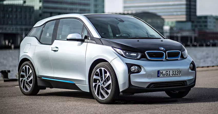 Chinese battery from Alibaba doubles the range of an old BMW i3