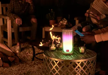 JBL Pulse 4 met achtergrondverlichting is ...