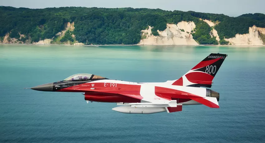 Denemarken heeft de levering van 19 F-16 Fighting Falcon gevechtsvliegtuigen aan Oekraïne officieel bevestigd - de leveringen beginnen in 2023