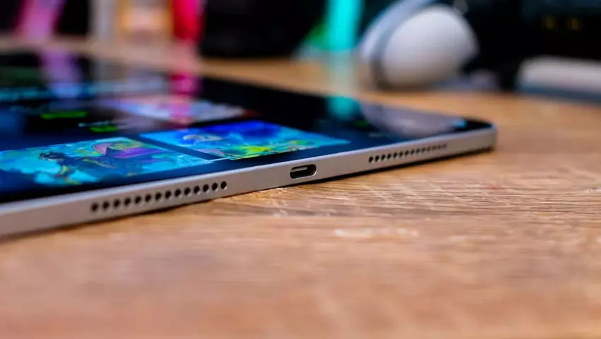 Apple iPad Pro M4 of REDMAGIC Astra