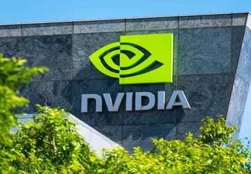 Nvidia kondigt de eerste AI-supercomputer voor ...