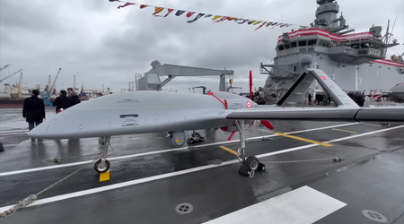 Baykar Makina heeft laten zien hoe het de Bayraktar TB3 test: Turkije's nieuwe gevechts-UAV met inklapbare vleugels en een vliegtijd tot 50 uur.