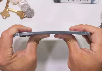 Het buigt, maar breekt niet: beroemde ...