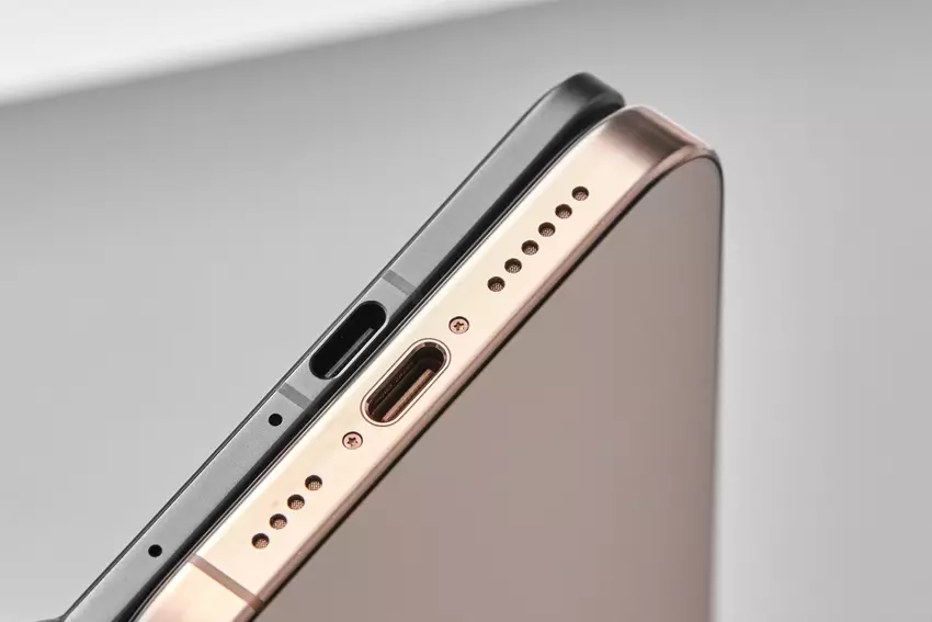 Nieuwe foto's van de Oppo Find N5 lijken zijn status als dunste opvouwbare smartphone ter wereld te bevestigen