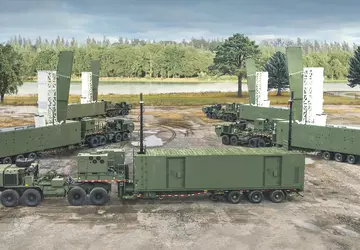 VS-leger vuurt Tomahawk-kruisraket af vanaf Typhon-wapensysteem ...