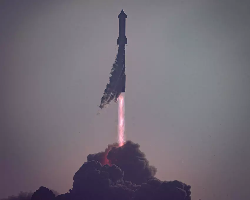 Starship wilde zichzelf niet vernietigen en bleef nog 40 seconden vliegen na ontvangst van het zelfvernietigingssignaal.