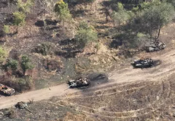 De Oekraïense strijdkrachten vernietigden drie T-72B3 ...