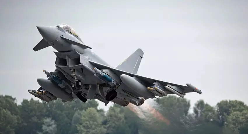 Eurofighter heeft 589 van zijn 680 Typhoon gevechtsvliegtuigen geleverd en wil een order voor nog eens 150-200 vliegtuigen van de vierde generatie.