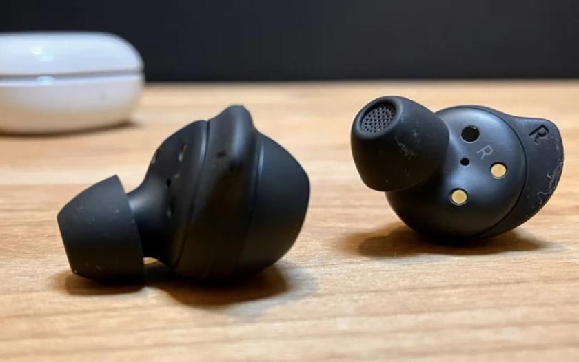 Samsung Galaxy Buds FE AI-gestuurde vertaaloortelefoons