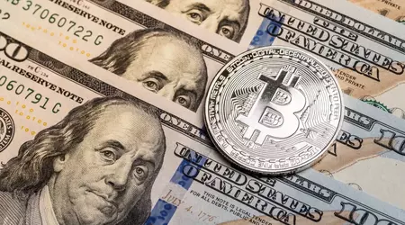 Bitcoin daalt tot $114\u202fK door dalende verwachtingen over de rente van de Amerikaanse Fed