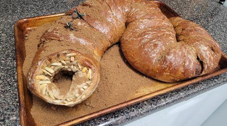 "Ik maakte pittige Shai Khulud gevuld met kaneel en kruidnagel!": schokkende foto's van een culinair experiment dat tegelijkertijd afschrikt en aantrekt