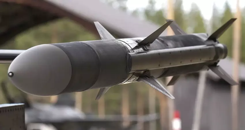 De komende jaren zal Oekraïne de meest geavanceerde AIM-120C-8 AMRAAM vliegtuigraketten ontvangen met een maximaal lanceerbereik van 180 kilometer.