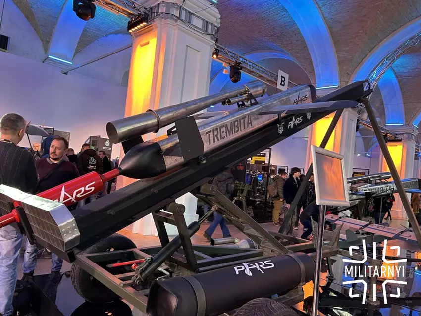 Trembita kruisraket op de defensiebeurs