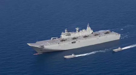 Australië heeft zijn grootste schip HMAS Canberra naar de Zuid-Chinese Zee gestuurd voor gezamenlijke oefeningen met de VS en de Filippijnen.