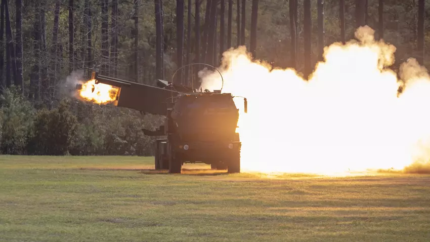 In 2023 zal Polen een HIMARS-centrum oprichten voor het onderhoud en de productie van M142-raketsystemen.