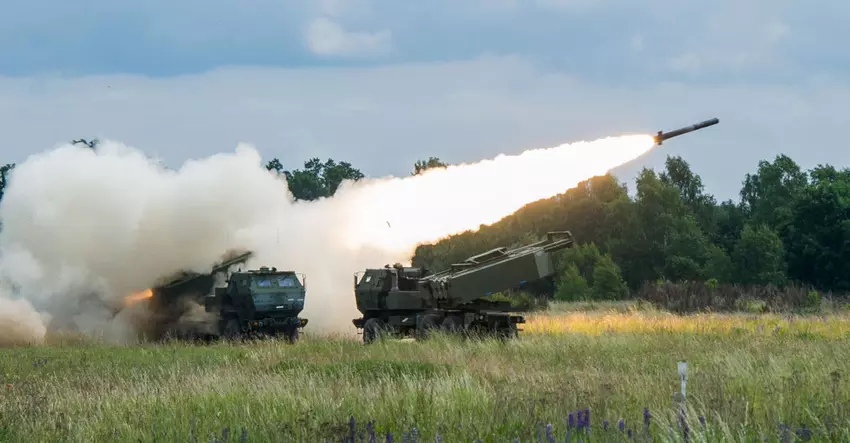 Spanje overweegt de aankoop van M142 HIMARS en PULS raketsystemen.
