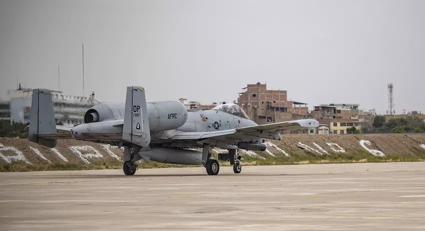 De A-10 Thunderbolt II is voor de allereerste keer in Zuid-Amerika aangekomen - de iconische gevechtsvliegtuigen nemen deel aan een grote oefening Resolute Sentinel 23.