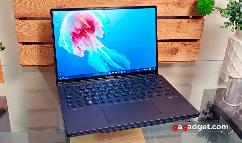 ASUS Zenbook DUO (2024) UX8406 review