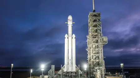 SpaceX heeft 155 miljoen dollar ontvangen om de geheime X-37B orbitale drone van Boeing te lanceren met een Falcon Heavy raket.