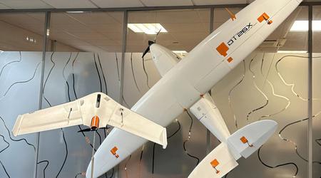 Delair draagt een nieuwe batch verkenningsdrones over aan Oekraïne