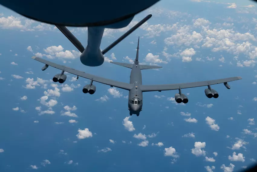 VS stuurt B-52H Stratofortress nucleaire bommenwerper naar Japan
