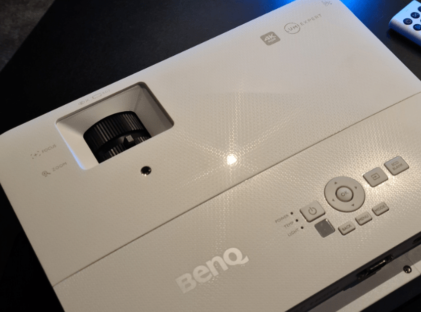 Benq TK700STi of Optoma GT1090HDR