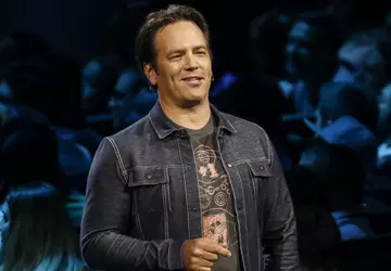 Jacht op CEO: speler laat kernbom ...