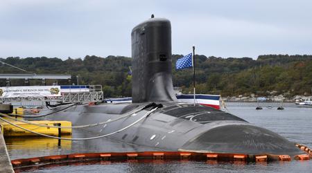 De Amerikaanse marine heeft de nucleair aangedreven aanvalsonderzeeër USS Hyman G. Rickover in dienst genomen. Deze kan 12 Tomahawk kruisraketten dragen.