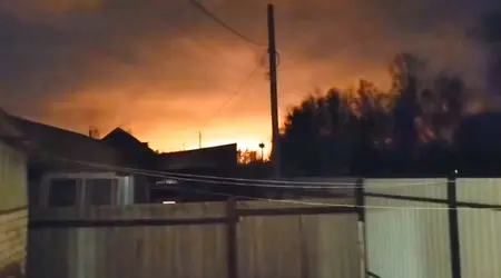 Onbemande luchtvaartuigen treffen chemische fabriek in Bryansk voor raketproductie (video)