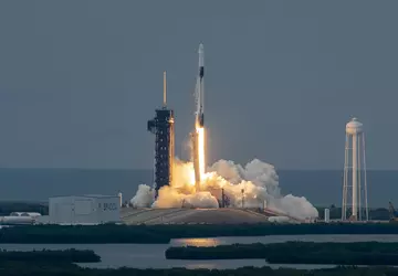 SpaceX en Axiom Space sturen vier ...