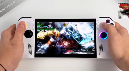 De ASUS ROG Ally kan games draaien voor PlayStation 2, PlayStation 3 en Xbox 360 - God of War 3 draaide in FHD/60FPS voor de test.