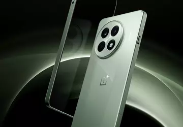 De OnePlus 13R heeft een keramische ...