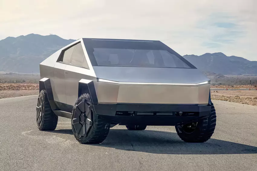 Twee jaar te laat: Tesla heeft de eerste Cybertruck gelanceerd