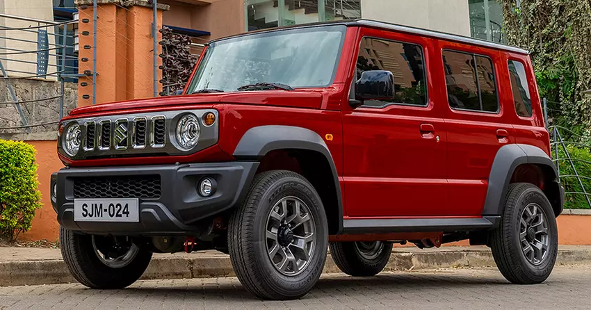 Suzuki wordt gedwongen om te stoppen met het aannemen van orders voor de vijfdeurs Jimny in Japan - te veel gegadigden