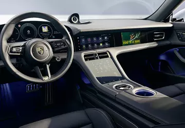 Porsche zal het PCM-systeem in de ...