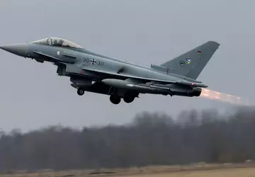 Oekraïne rekent op Duitse Eurofighter Typhoon-gevechtsvliegtuigen ...