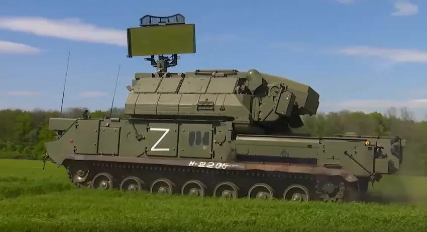 Een FPV-drone raakte een lanceerinrichting voor een luchtverdedigingssysteem van Tor ter waarde van miljoenen dollars