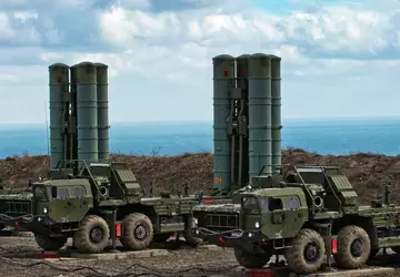 Oekraïense kamikaze drones raken 1,2 miljard ...