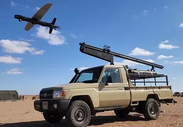 BlueBird onthult de SpyX kamikaze drone ...