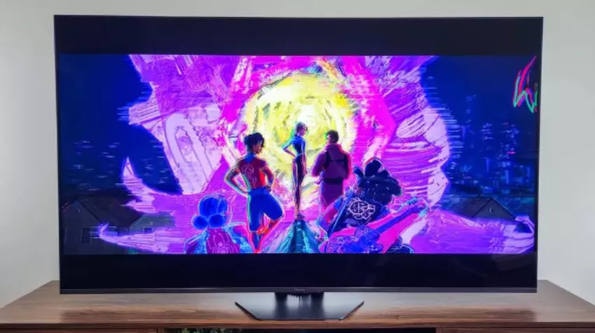 Hisense 65-Inch U8QG tv met lage invoervertraging