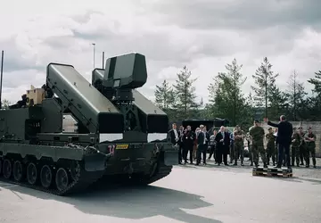 Kongsberg onthult NASAMS zelfrijdend luchtafweerraketsysteem met ...