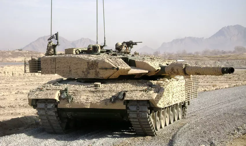 Canada verhuist 15 Leopard 2A4M CAN tanks naar Letland om NAVO's gevechtsbrigade aan de grens met Rusland te versterken.