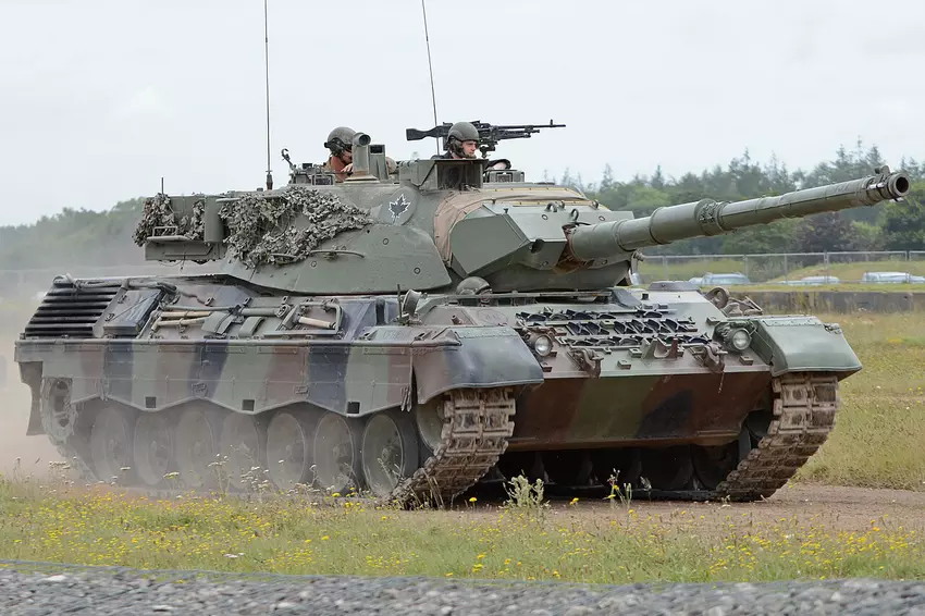 Oekraïense Leopard 1A5 weerstond een dozijn treffers van Russische FPV-drones