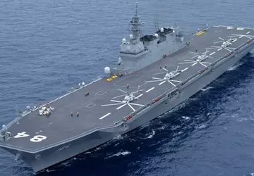 Japan heeft het helikoptervliegdekschip JS Kaga ...