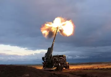 Oekraïnes gemoderniseerde 2S22 Bogdana houwitser kan ...