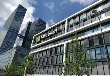 Microsoft trekt 3,2 miljard euro uit ...