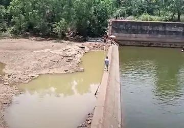 Een Indiase ambtenaar heeft 3 dagen ...